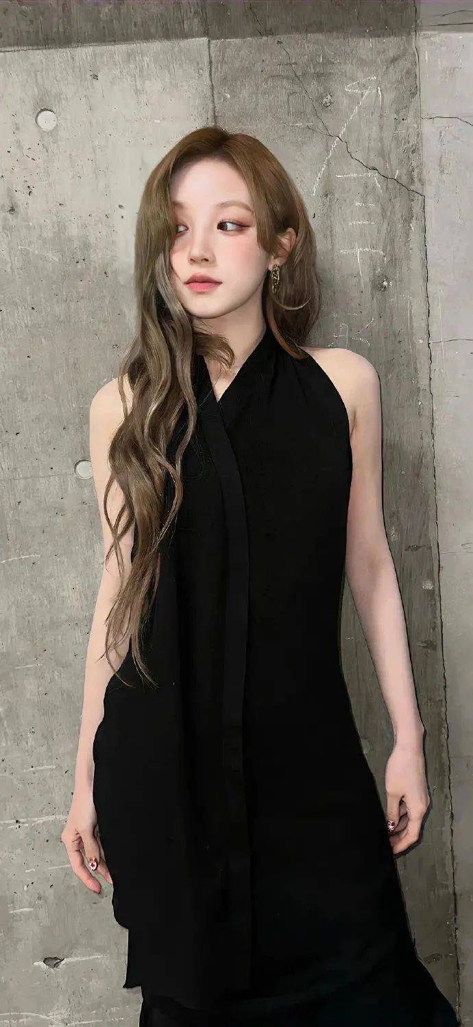 锁屏壁纸高清女手机版手机壁纸高清桌面锁屏一套-第2张图片-亚星国际官网
